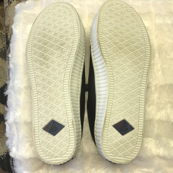 Sperry Black Leather Sneakers- Sz 9 - Picture 4 of 13